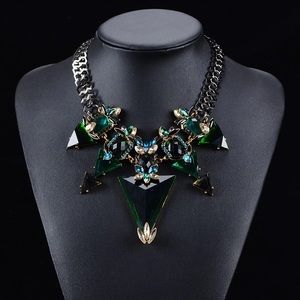 Woman’s necklace